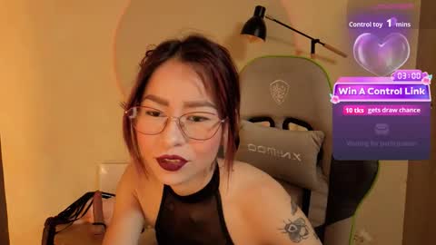 Miss Rosse online show from March 25, 2:09 pm