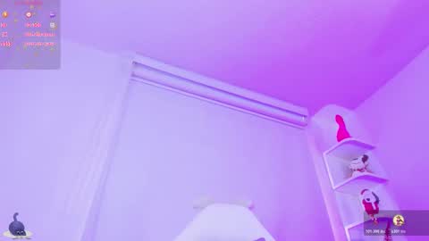   online show from November 4, 12:10 pm