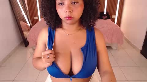 Rossi Hill online show from October 29, 8:00 pm