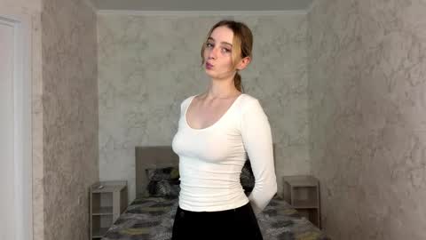 Alice online show from May 19, 5:09 pm