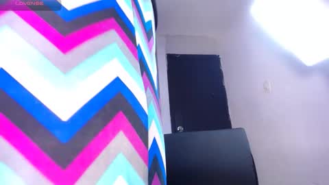 rous_25 online show from February 20, 1:37 am