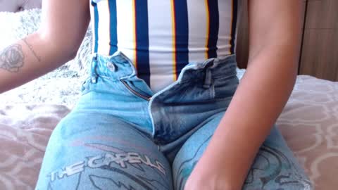 Snapshot of rouss_henao chatting on December 31, 6:02 pm Rouss marie henao online show from December 31, 6:02 pm