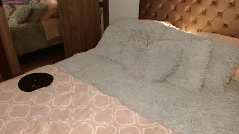 Snapshot of rouss_henao chatting on February 24, 3:21 am Rouss marie henao online show from February 24, 3:21 am