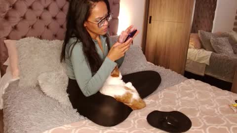 Snapshot of rouss_henao chatting on October 12, 9:55 am Rouss marie henao online show from October 12, 9:55 am