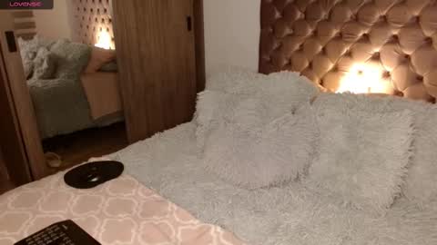 Snapshot of rouss_henao chatting on March 7, 11:16 pm Rouss marie henao online show from March 7, 11:16 pm