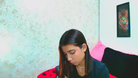 rousse_violet online show from March 11, 11:15 pm