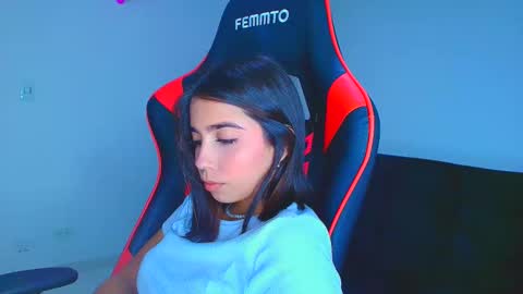 rousse_violet online show from September 12, 10:39 pm