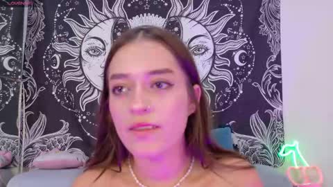 Snapshot of roxana_mill chatting on October 10, 11:09 pm Roxana online show from October 10, 11:09 pm