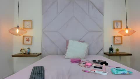 Snapshot of roxana_mill chatting on October 2, 8:03 pm Roxana online show from October 2, 8:03 pm