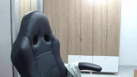 Roxana online show from February 8, 2:15 am