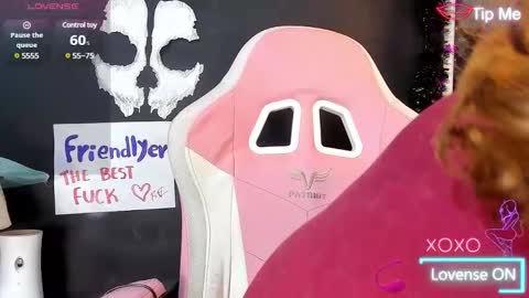 Roxane  online show from March 5, 10:22 am