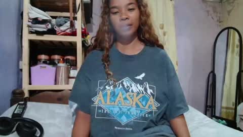 roxanne_98 online show from May 19, 1:56 am