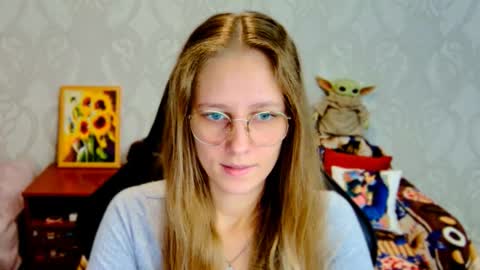 roxie_shy online show from September 30, 7:47 am