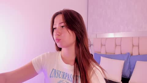 Roxie  online show from January 25, 7:49 pm