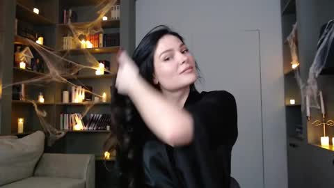 roxxiejet online show from October 27, 9:38 am