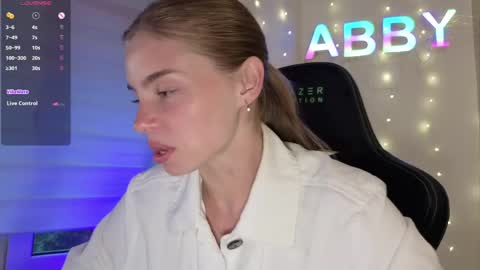 Roxieex ABBY online show from June 3, 6:13 pm