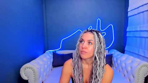 Roxy online show from February 3, 2:21 am