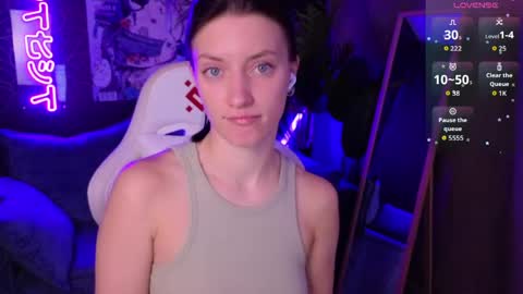 roxy_riot_ online show from April 16, 2:01 am