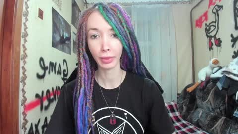 Snapshot of roxy_silver chatting on January 19, 6:53 pm Roxy online show from January 19, 6:53 pm