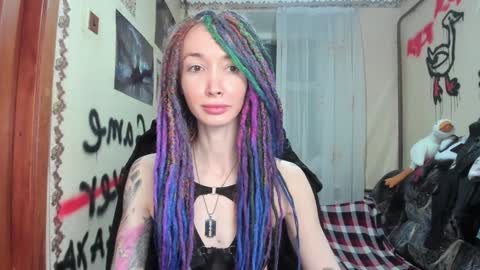 Snapshot of roxy_silver chatting on January 24, 8:32 pm Roxy online show from January 24, 8:32 pm