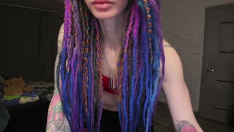Snapshot of roxy_silver chatting on January 31, 7:51 pm Roxy online show from January 31, 7:51 pm