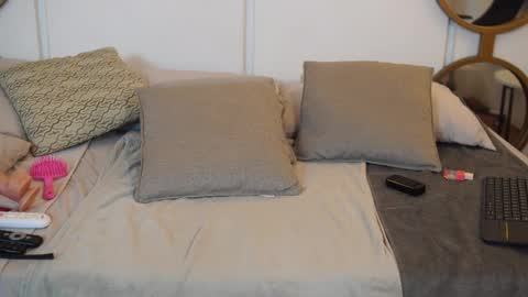 Snapshot of roxy_vega chatting on October 24, 8:38 pm Roxy  online show from October 24, 8:38 pm