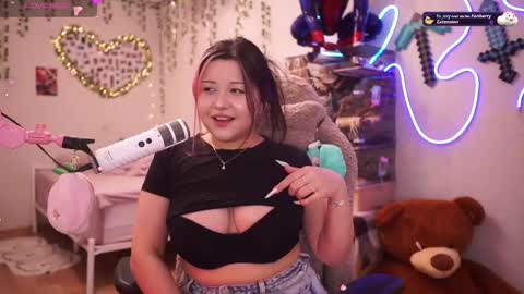 roxysuh online show from November 13, 6:34 am