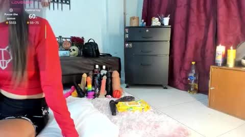 rubyemerald_ online show from November 25, 1:52 am