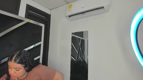 rubyxht online show from October 21, 12:42 pm