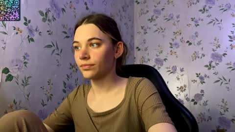 Lisa and Vlad online show from June 2, 9:05 pm