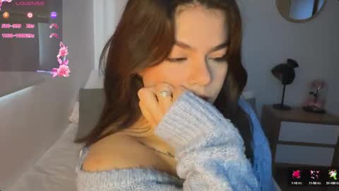 Snapshot of russcurley chatting on September 18, 7:56 pm Lorenn online show from September 18, 7:56 pm