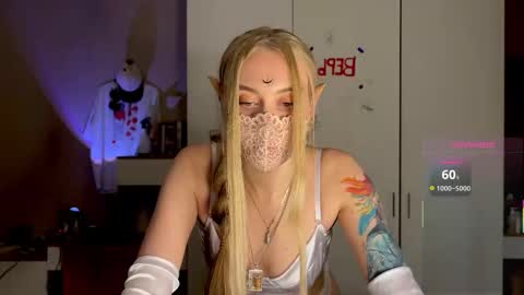 Snapshot of russian_sexy_girl5 chatting on October 31, 4:44 pm Mary online show from October 31, 4:44 pm