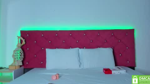 Ruth online show from February 7, 11:23 am