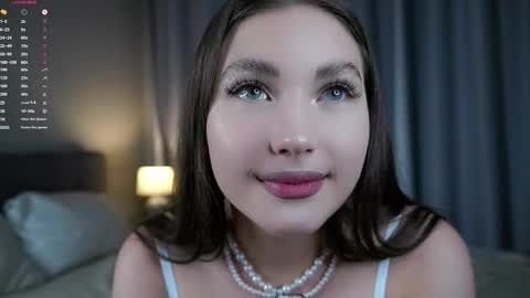 Emma online show from October 9, 1:37 pm