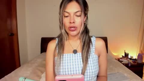 Leslie Beltrn online show from March 30, 3:39 am