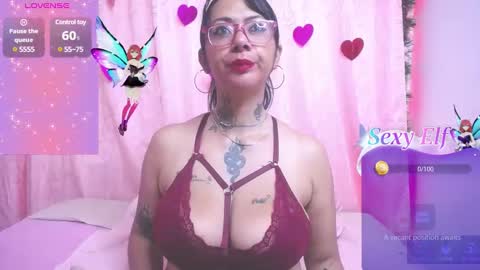 Snapshot of saalomee_1 chatting on February 15, 2:11 pm saalomee 1 online show from February 15, 2:11 pm
