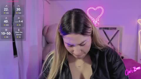 saaya_tay online show from April 18, 3:31 am