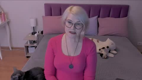 Sabrina MacMarren online show from March 9, 4:11 pm