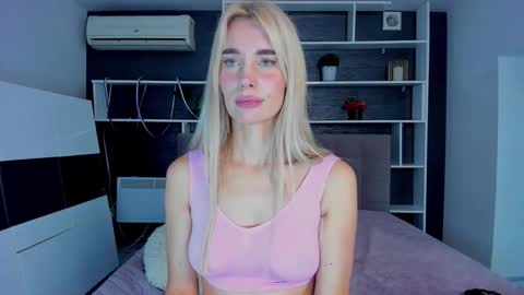 Sabrina online show from November 9, 1:07 pm