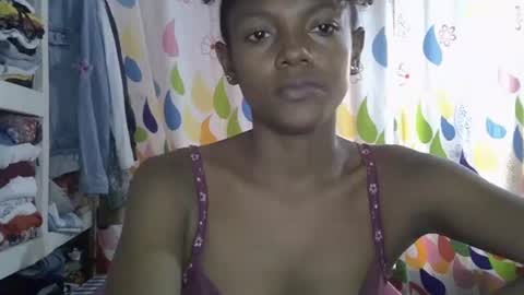 Snapshot of safira19 chatting on October 11, 7:13 am safira19 online show from October 11, 7:13 am