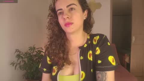 Snapshot of sairy_ chatting on October 22, 4:28 am sairy_ online show from October 22, 4:28 am