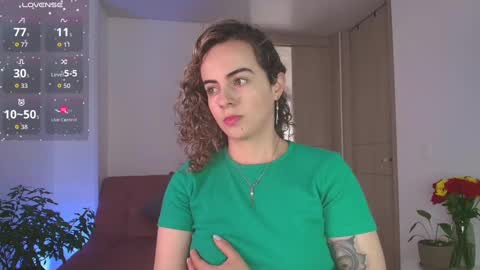 Snapshot of sairy_ chatting on September 22, 9:02 pm sairy_ online show from September 22, 9:02 pm