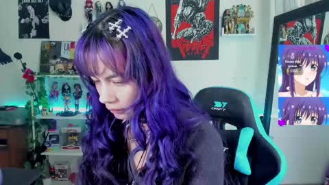    online show from November 29, 12:42 pm