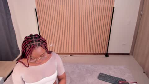 Snapshot of sali_g chatting on February 23, 1:31 am Sali G online show from February 23, 1:31 am