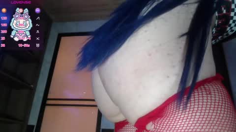  salloy  online show from April 7, 2:19 pm