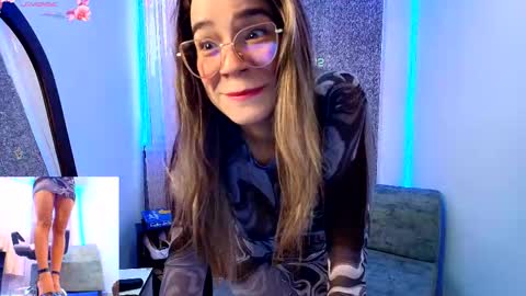 sally_ricci online show from November 28, 3:26 pm