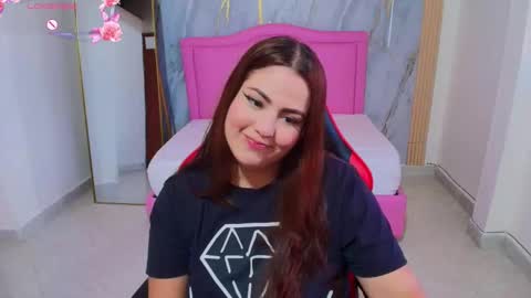 Snapshot of salma_27 chatting on October 1, 3:50 pm salma_27 online show from October 1, 3:50 pm