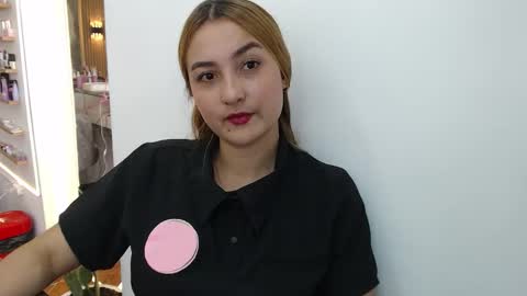 SALOME online show from November 6, 2:23 pm