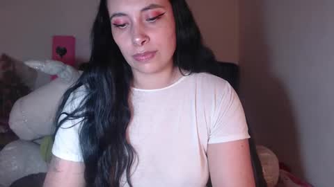 yenny online show from February 19, 4:34 am