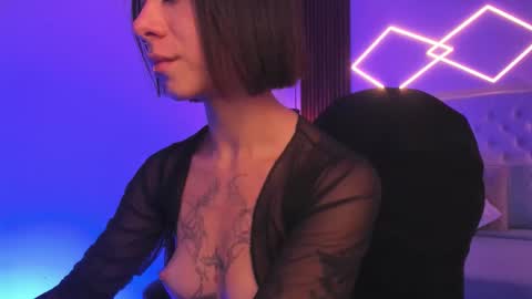 samabiecrussie online show from November 7, 5:24 am